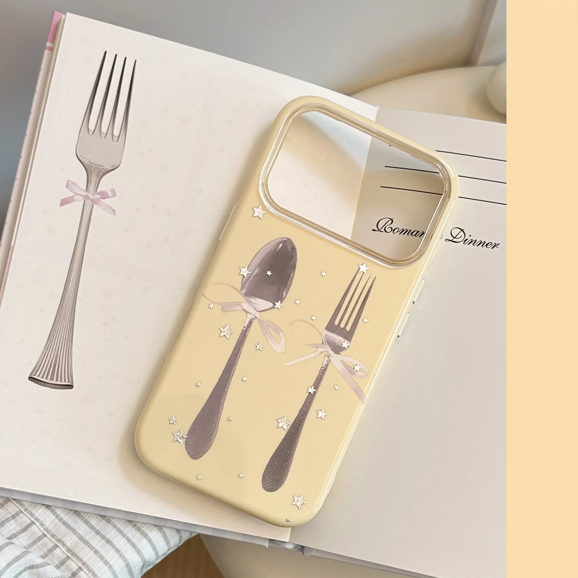 Luksusowe etui na telefon z mo – Apple Iphone 15 recenzja i cena